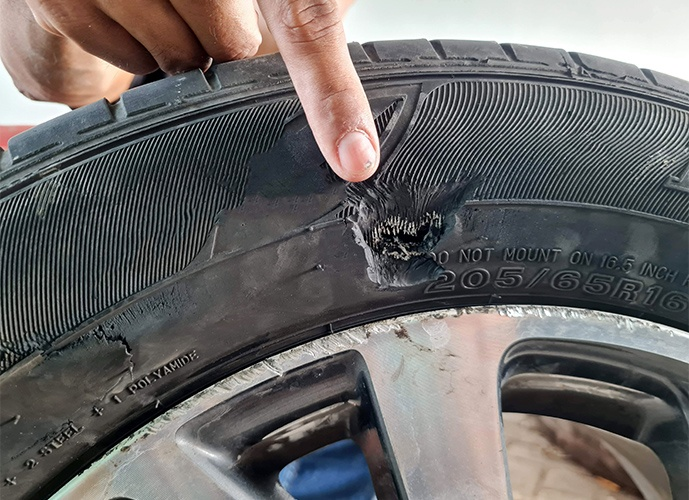 Punctured tire